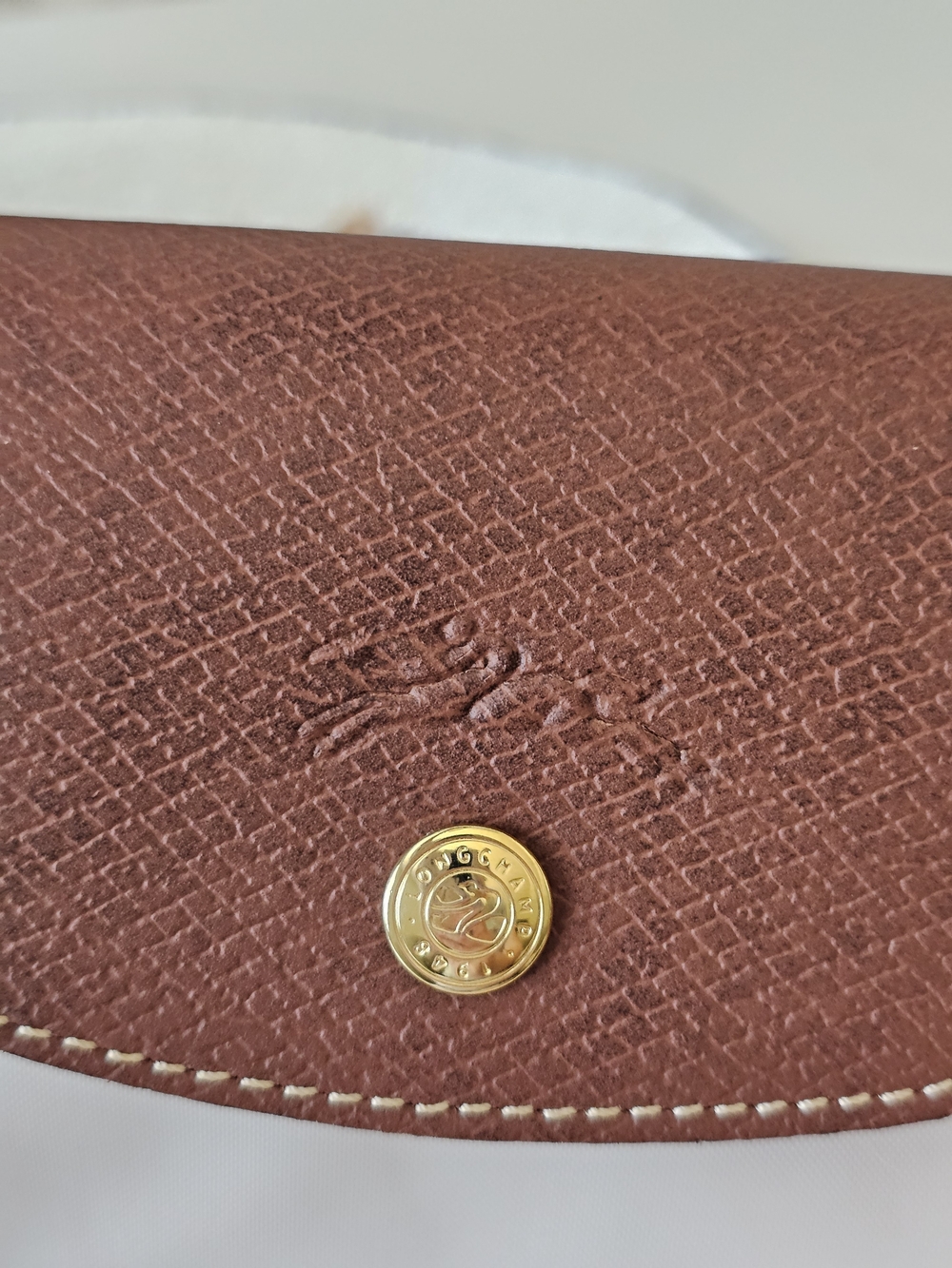 Longchamp Cream Tote with Brown Leather Trim and Handles - Picture 3 of 15